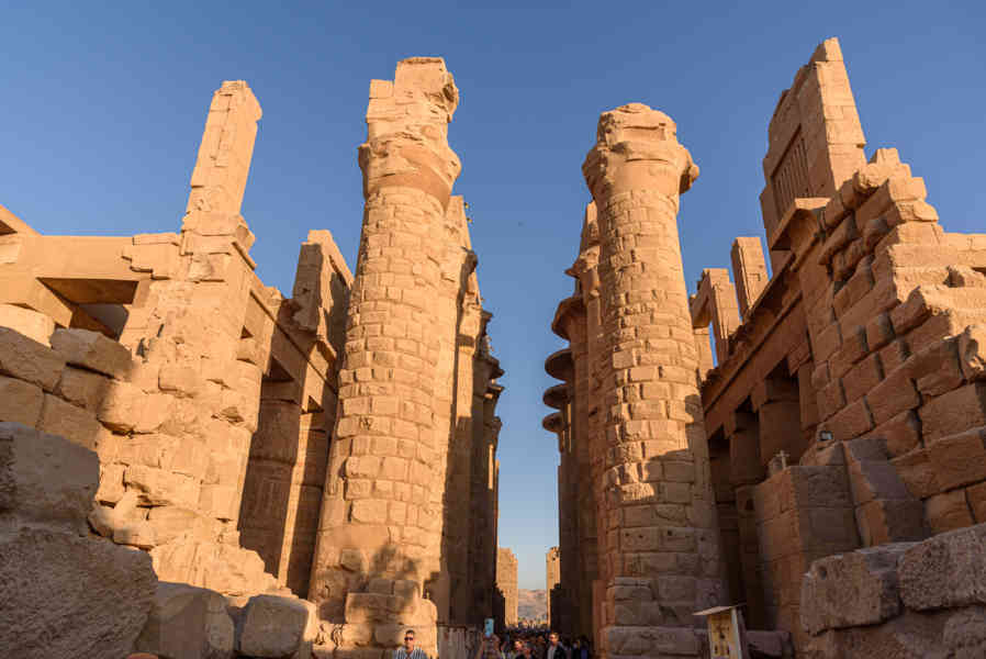 Egipto - Karnak - Templo de Karnak - Sala Hipóstila 1.jpg